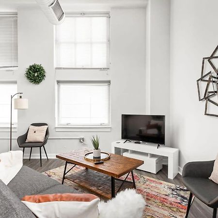 Modern Downtown Apartment 2Br 2Ba By Cozysuites Indianapolis Exteriér fotografie